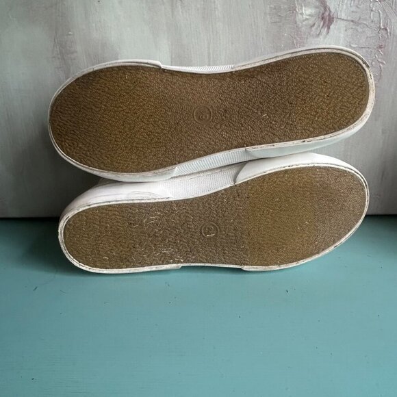A New Day Maddison Sneakers with Memory Foam Insole White Sneaker Size 6.5 - Picture 9 of 10